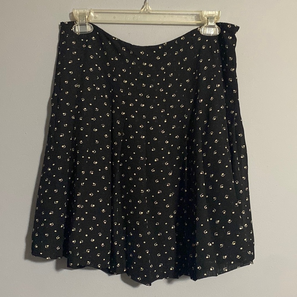Ralph Lauren black skirt pleated with white square pattern